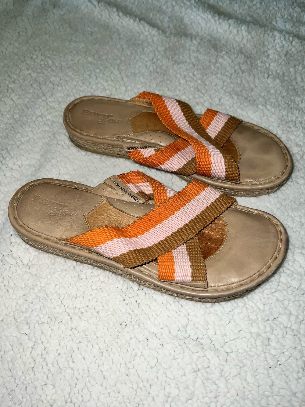 Born Drilles Multi Color Leather Fabric Sandal Espadrille - size 8 - Q11